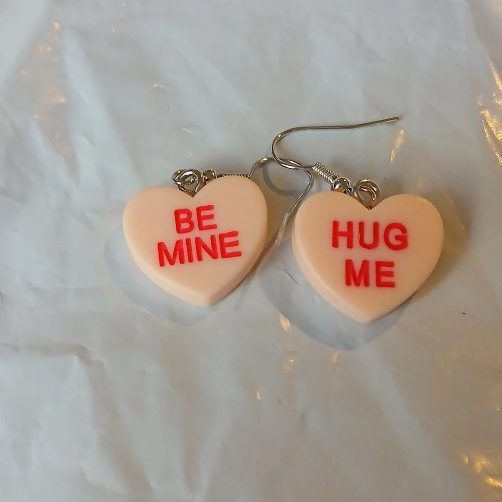 Valentine'S Day Resin Heart Earrings - Picture 4 of 6